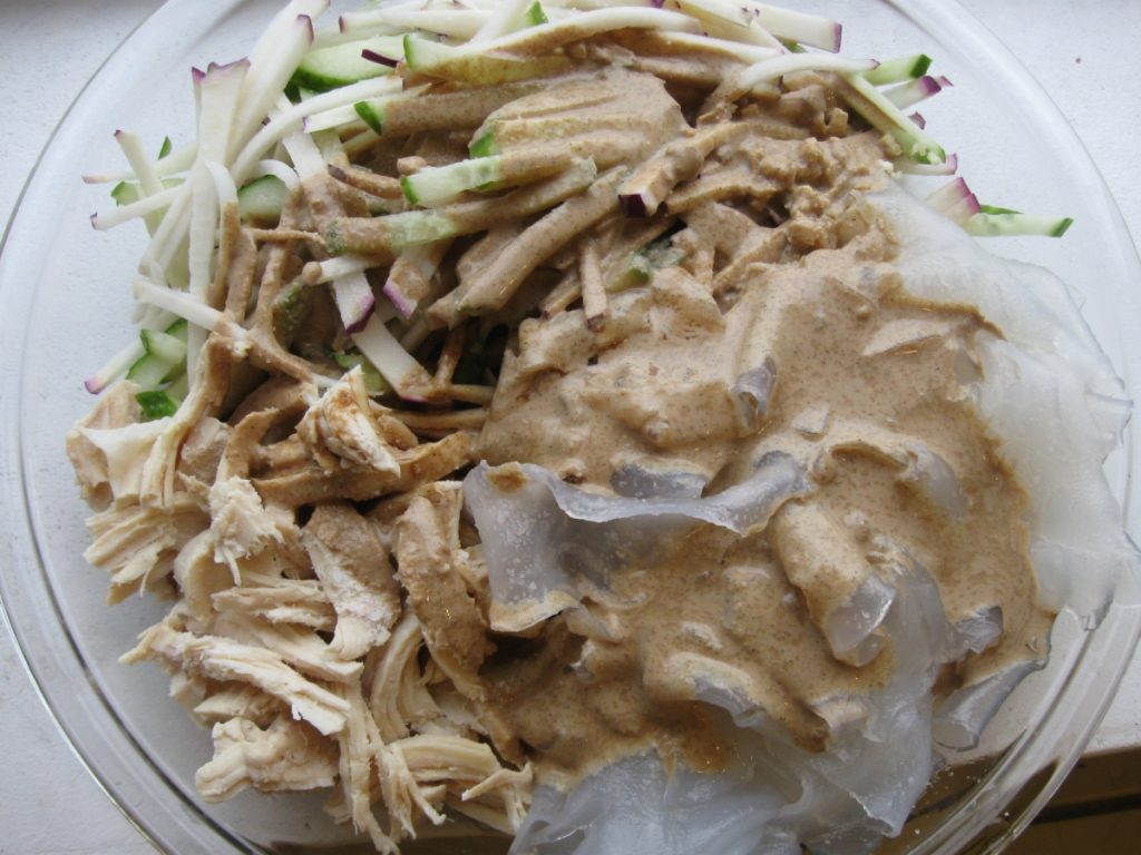 ji si la pi mung bean sheets chicken