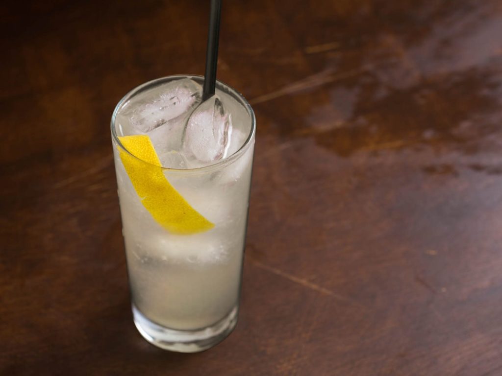 Oleh Tom Collins